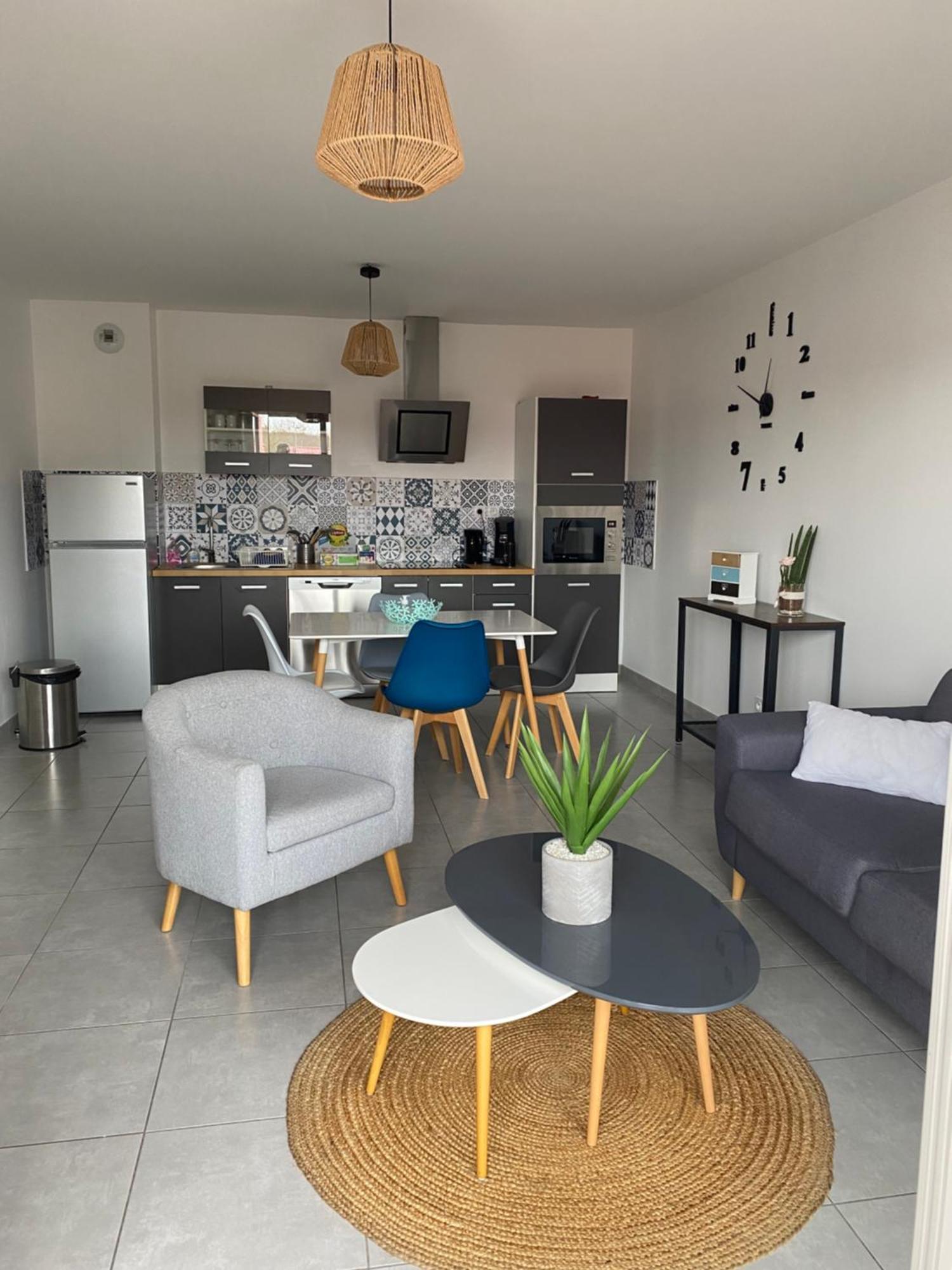 Appartement Neuf A St Jean De Niost Tout Confort Saint-Jean-de Niost Exterior foto
